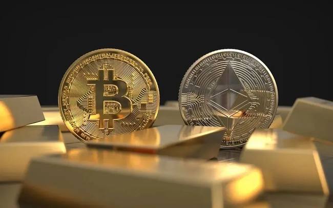 36万亿美债崩盘倒计时：比特币即将冲破历史天价！  或  美债核爆级危机！比特币或成36万亿风暴中的终极避风港  或  36万亿美债火山喷发：比特币将改写全球财富格局！